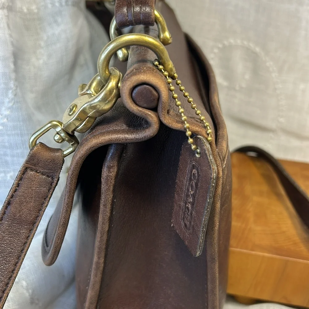 Coach leather vintage high quality satchel pocketbook bag
